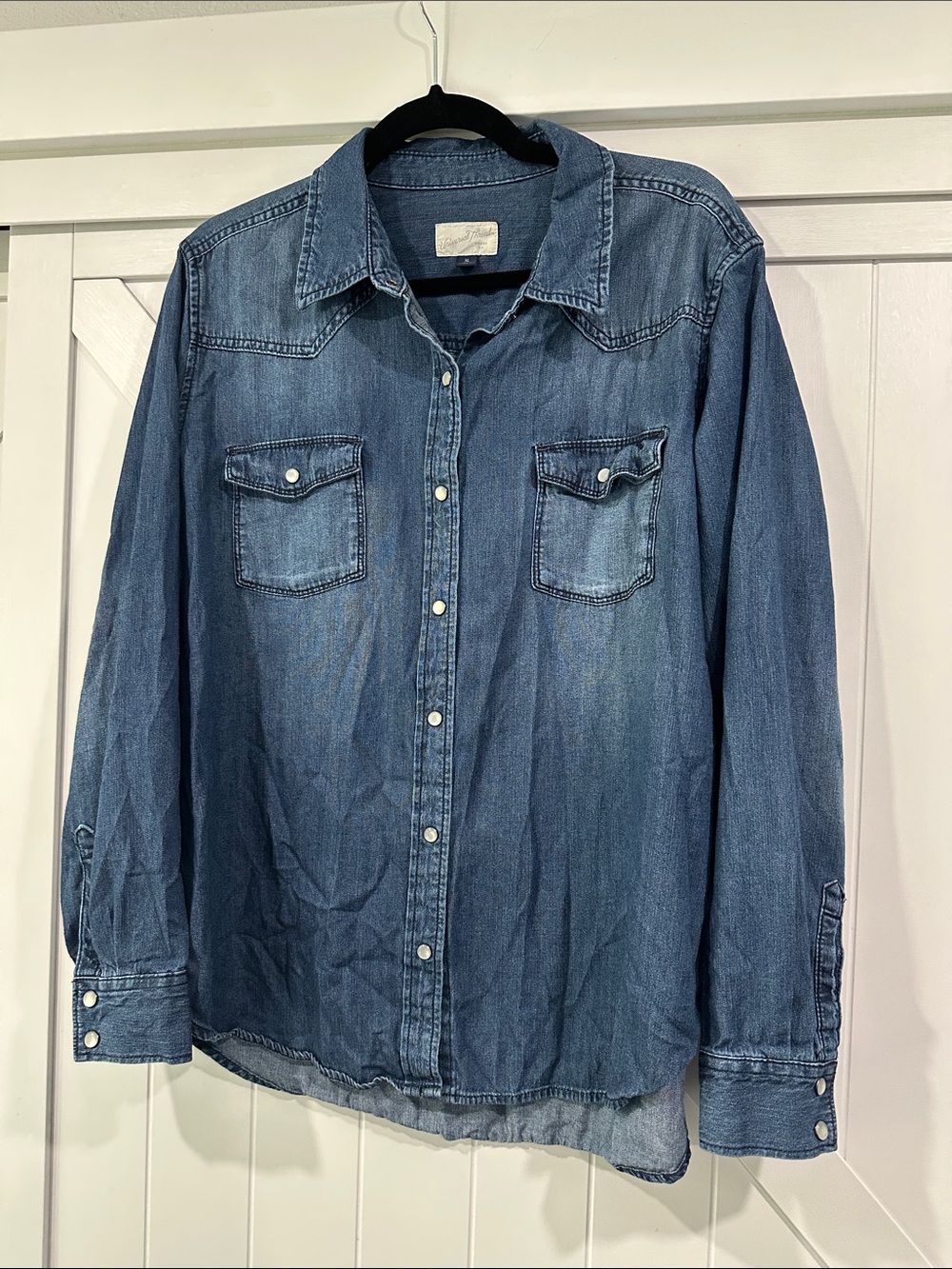 Universal Thread Blue Denim Button-Down Shirt